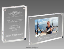 Load image into Gallery viewer, Two sizes of magnetic acrylic